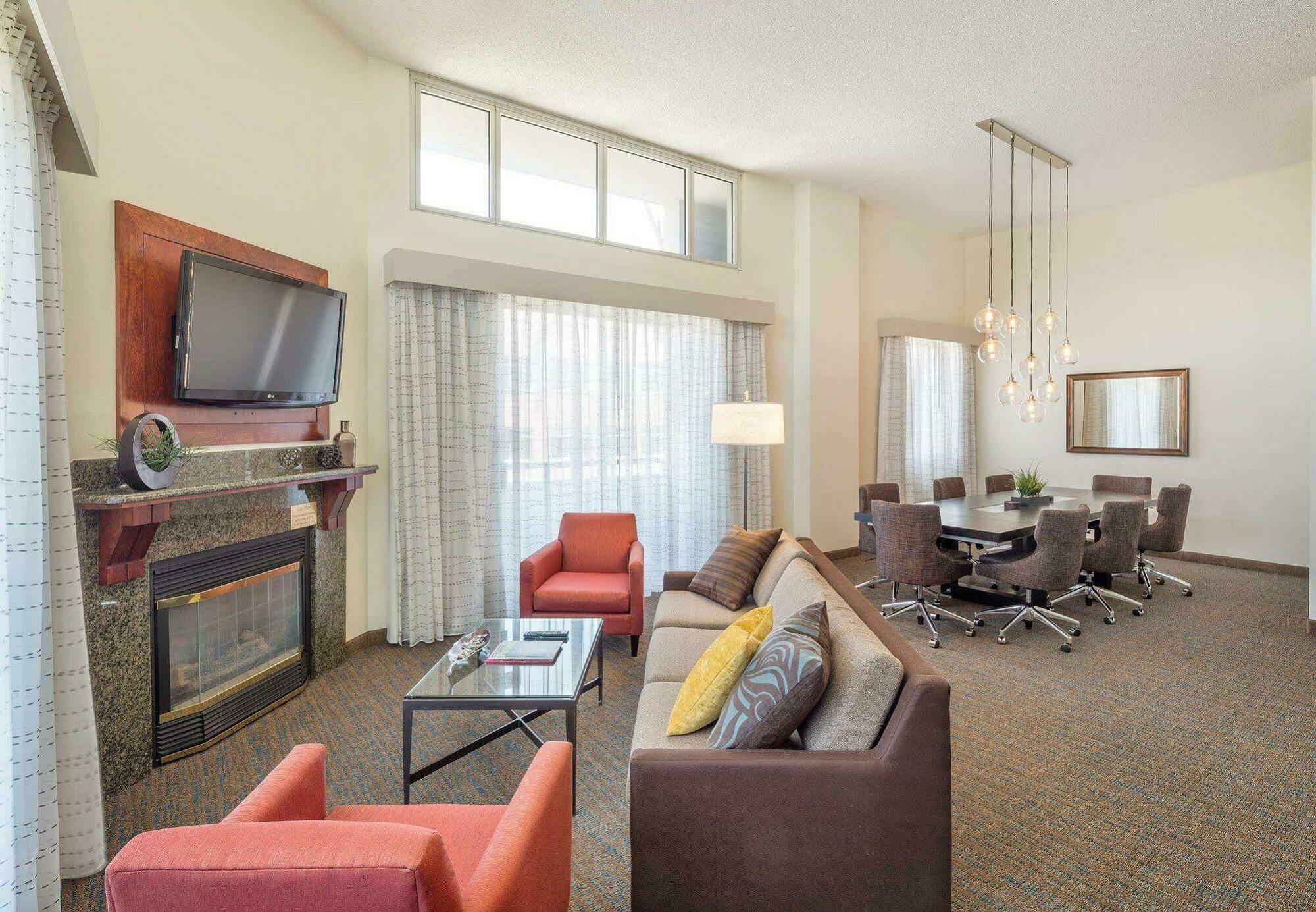 Residence Inn Portland Downtown/Riverplace Exterior photo
